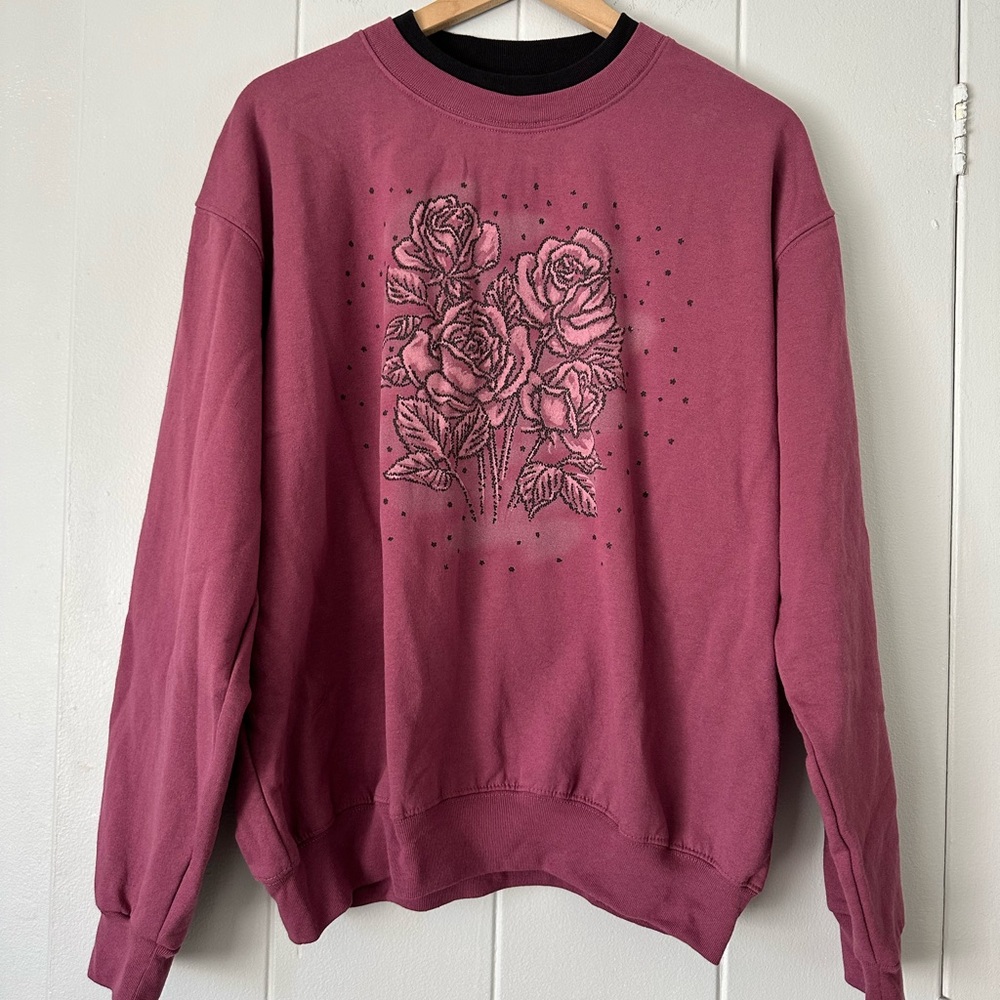 Vintage Rose Graphic Sweatershirt